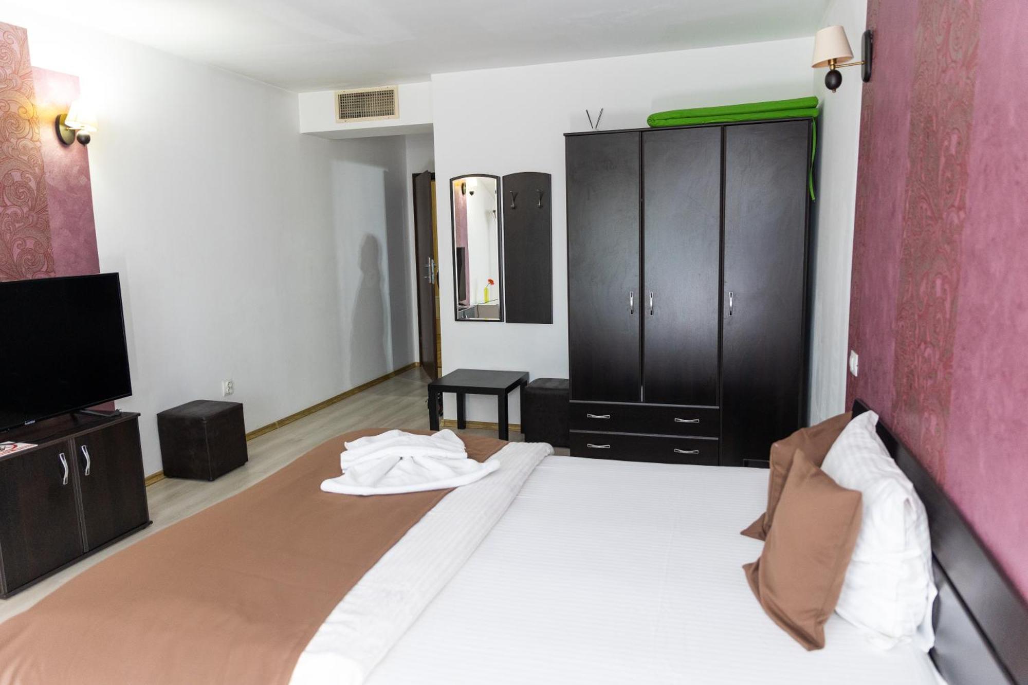 Hotel Rodiv Gaesti Экстерьер фото
