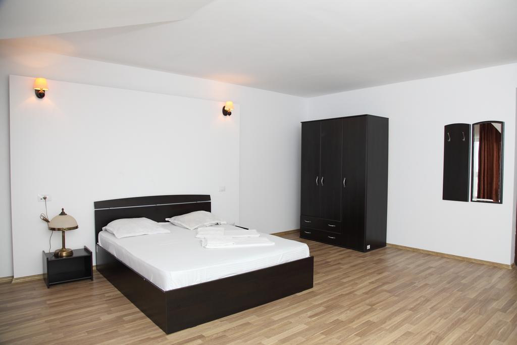 Hotel Rodiv Gaesti Номер фото